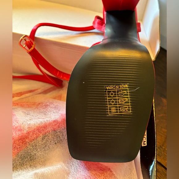 Lady Godiva Wrap Heels in Emory Red! - Picture 6 of 6